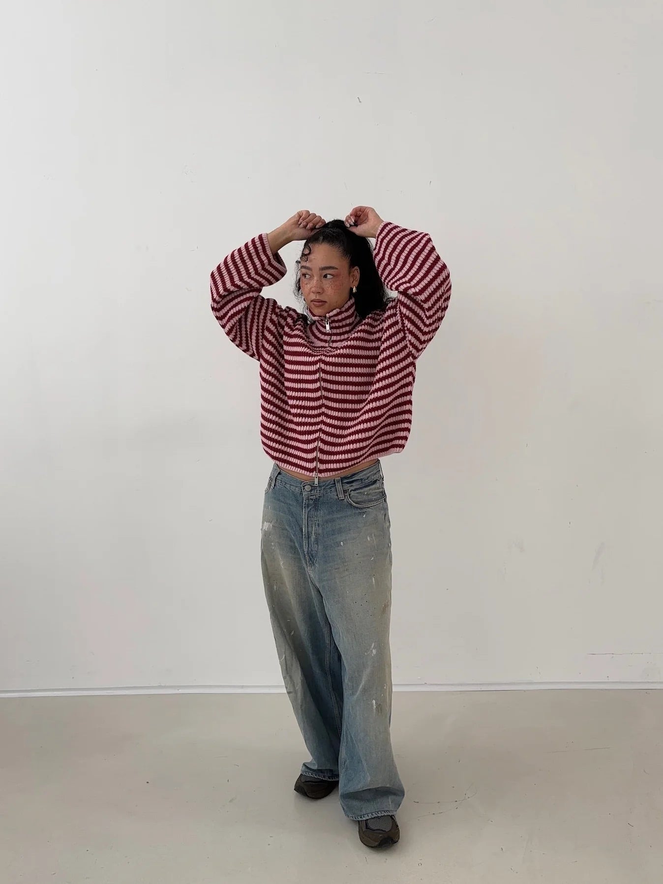 kleur=rood gestreept